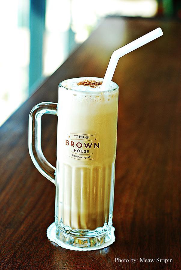 The Brown House Hotel Chachoengsao Zewnętrze zdjęcie